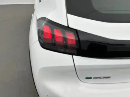 Photo 44 Peugeot 208 Gén. II Ph1 NG Active Pack 5