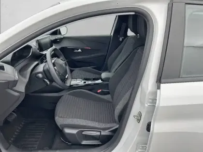 Photo 10 Peugeot 208  Electrique 50 kWh 136ch