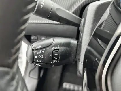 Photo 49 Peugeot 208 Gén. II Ph1 NG Active Pack 5