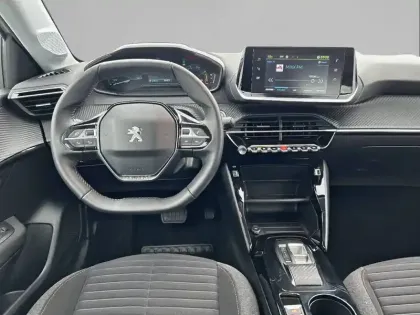 Photo 7 Peugeot 208  Electrique 50 kWh 136ch