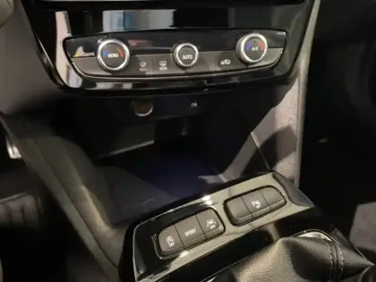 Photo 6 Opel Mokka  1.2 Turbo 100 ch BVM6