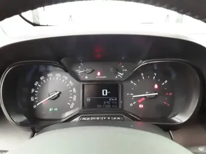 Photo 9 Citroën C3 Aircross  PureTech 110 S&S BVM6