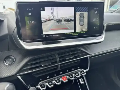 Photo 19 Peugeot 2008  PureTech 130 S&S EAT8