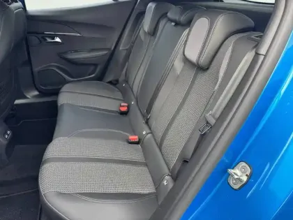 Photo 11 Peugeot 2008  PureTech 130 S&S EAT8