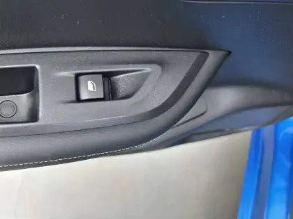 Photo 40 Peugeot 2008  PureTech 130 S&S EAT8