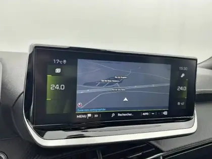 Photo 43 Peugeot 2008  PureTech 130 S&S EAT8