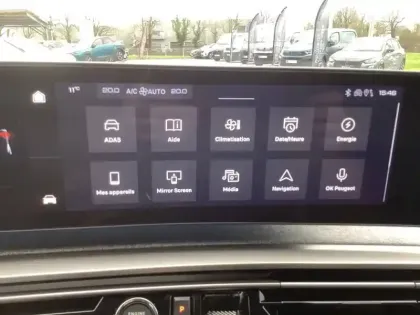 Photo 19 Peugeot 3008  Electrique 210 ch 73 kWh