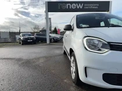 Photo 17 Renault Twingo  III E-Tech