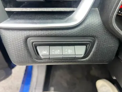 Photo 17 Renault Clio  Blue dCi 85