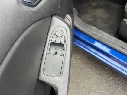 Photo 14 Renault Clio  Blue dCi 85