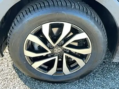 Photo 9 Volkswagen T-cross  1.0 TSI 95 Start/Stop BVM5