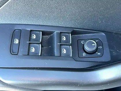 Photo 27 Volkswagen T-cross  1.0 TSI 95 Start/Stop BVM5