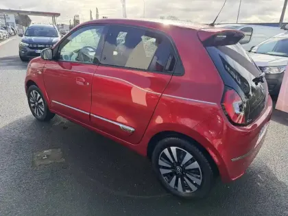Photo 19 Renault Twingo Gén. III (C07) Ph2 NG Techno 5
