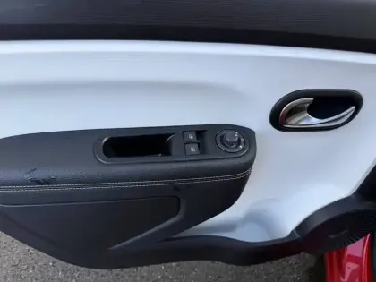 Photo 24 Renault Twingo Gén. III (C07) Ph2 NG Techno 5