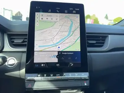 Photo 34 Renault Captur  E-Tech full hybrid 145 ch