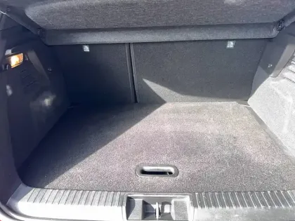 Photo 73 Renault Captur  E-Tech full hybrid 145 ch