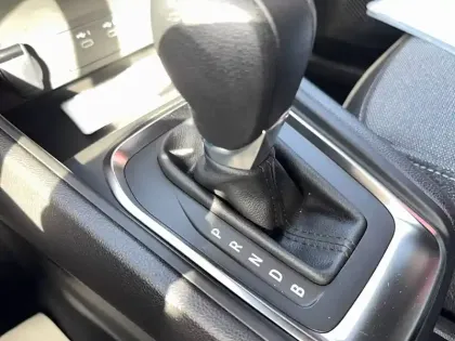 Photo 50 Renault Captur  E-Tech full hybrid 145 ch