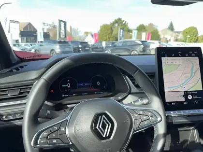 Photo 32 Renault Captur  E-Tech full hybrid 145 ch