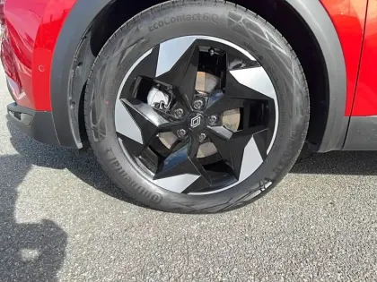 Photo 44 Renault Captur  E-Tech full hybrid 145 ch