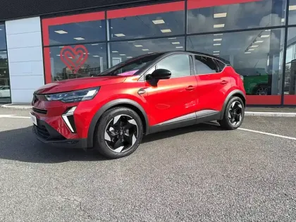 Photo 37 Renault Captur  E-Tech full hybrid 145 ch