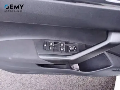 Photo 14 Volkswagen Polo  1.0 TSI 95 S&S DSG7