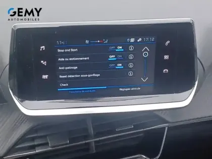 Photo 22 Peugeot 208  PureTech 100 S&S EAT8