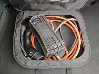 Photo 19 Peugeot 208  Electrique 50 kWh 136ch