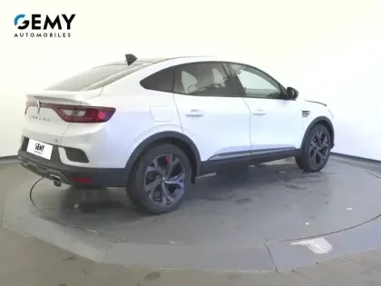 Photo 32 Renault Arkana  E-Tech hybride 145