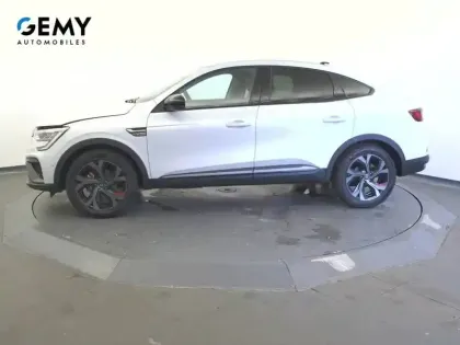 Photo 33 Renault Arkana  E-Tech hybride 145