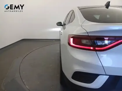 Photo 31 Renault Arkana  E-Tech hybride 145