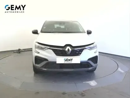 Photo 16 Renault Arkana  E-Tech hybride 145