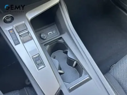 Photo 11 Peugeot 308  Hybrid 145 e-DCS6