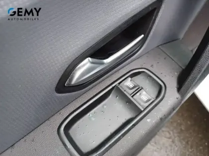 Photo 11 Renault EXPRESS (30) Gén. I Ph1 Confort 4