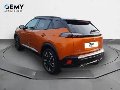 Photo 6 Peugeot 2008  PureTech 130 S&S EAT8