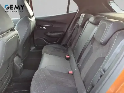 Photo 9 Peugeot 2008  PureTech 130 S&S EAT8