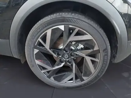 Photo 8 Renault Captur  E-Tech full hybrid 145 ch