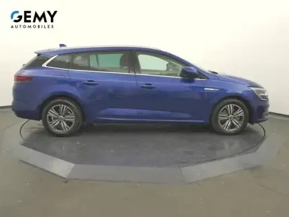 Photo 43 Renault Megane Mégane IV Estate PHEV 160