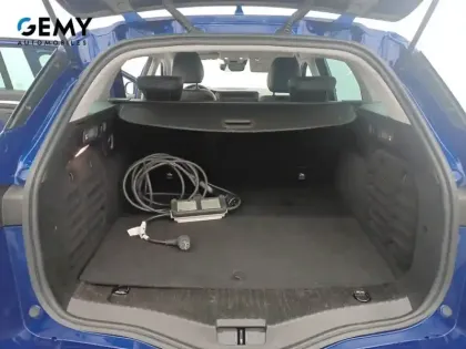 Photo 45 Renault Megane Mégane IV Estate PHEV 160