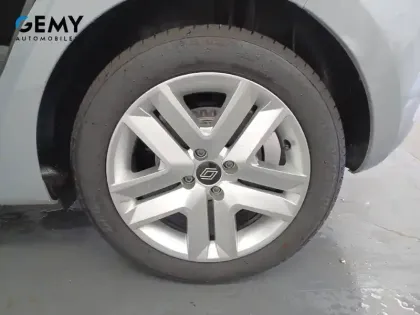 Photo 39 Renault Clio Gén. V (BJA) Ph2 Evolution 5