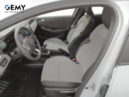 Photo 37 Renault Clio Gén. V (BJA) Ph2 Evolution 5