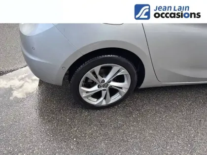 Photo 8 Opel Astra  1.2 Turbo 110 ch BVM6