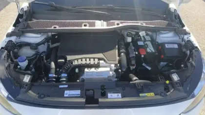 Photo 15 Peugeot 208  PureTech 100 S&S BVM6