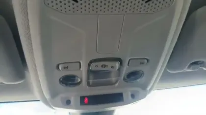 Photo 27 Peugeot 208  PureTech 100 S&S BVM6