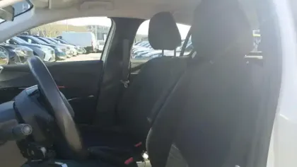 Photo 9 Peugeot 208  PureTech 100 S&S BVM6