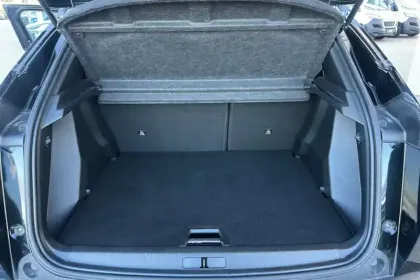 Photo 10 Peugeot 2008  PureTech 155 S&S EAT8