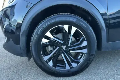 Photo 27 Peugeot 2008  PureTech 155 S&S EAT8