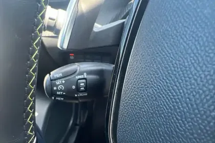 Photo 45 Peugeot 2008  PureTech 130 S&S EAT8