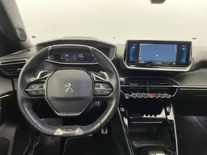 Photo 72 Peugeot 2008 Gén. II Ph1 NG GT 5