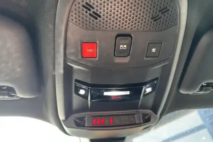 Photo 19 Peugeot 2008  PureTech 130 S&S EAT8