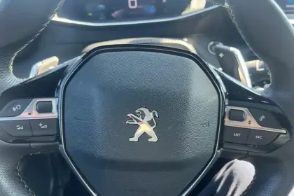 Photo 46 Peugeot 2008  PureTech 130 S&S EAT8